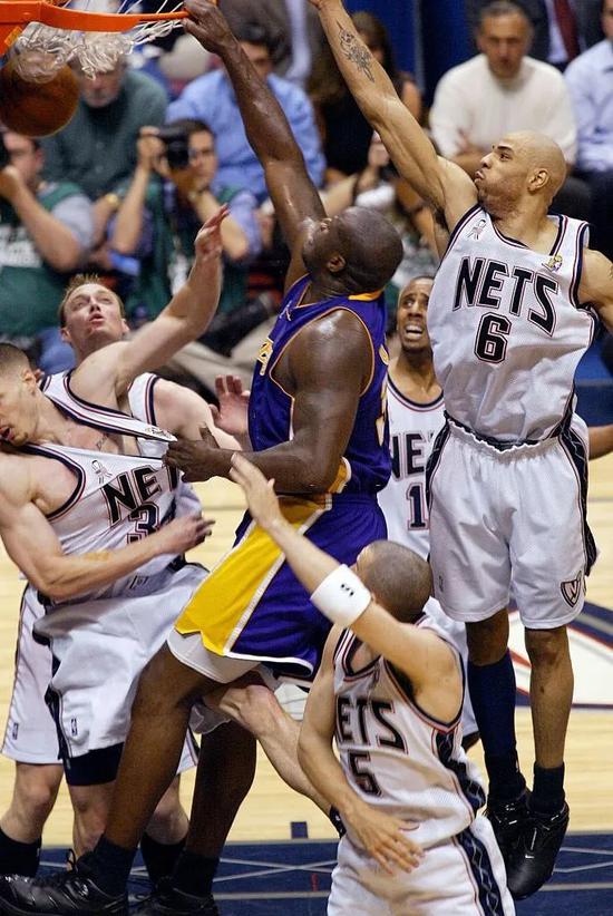 并参考闪光 并参考闪光